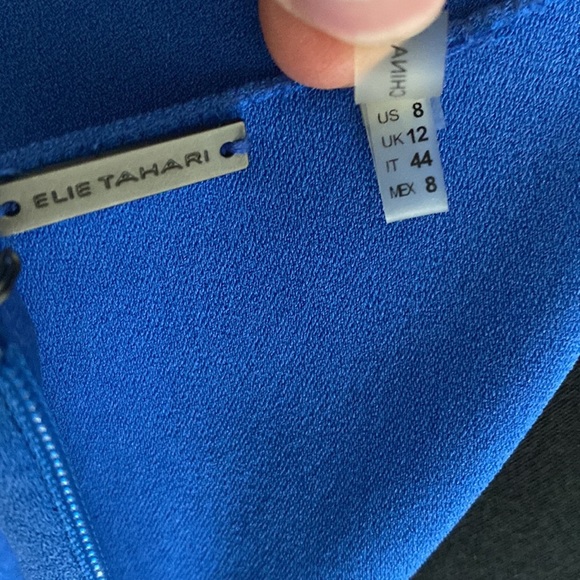 Elie Tahari Beautiful Women’s Sleeveless Cowl Neck Flare Dress - Picture 6 of 6